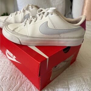 Nike White, blue and pink Court Legacy